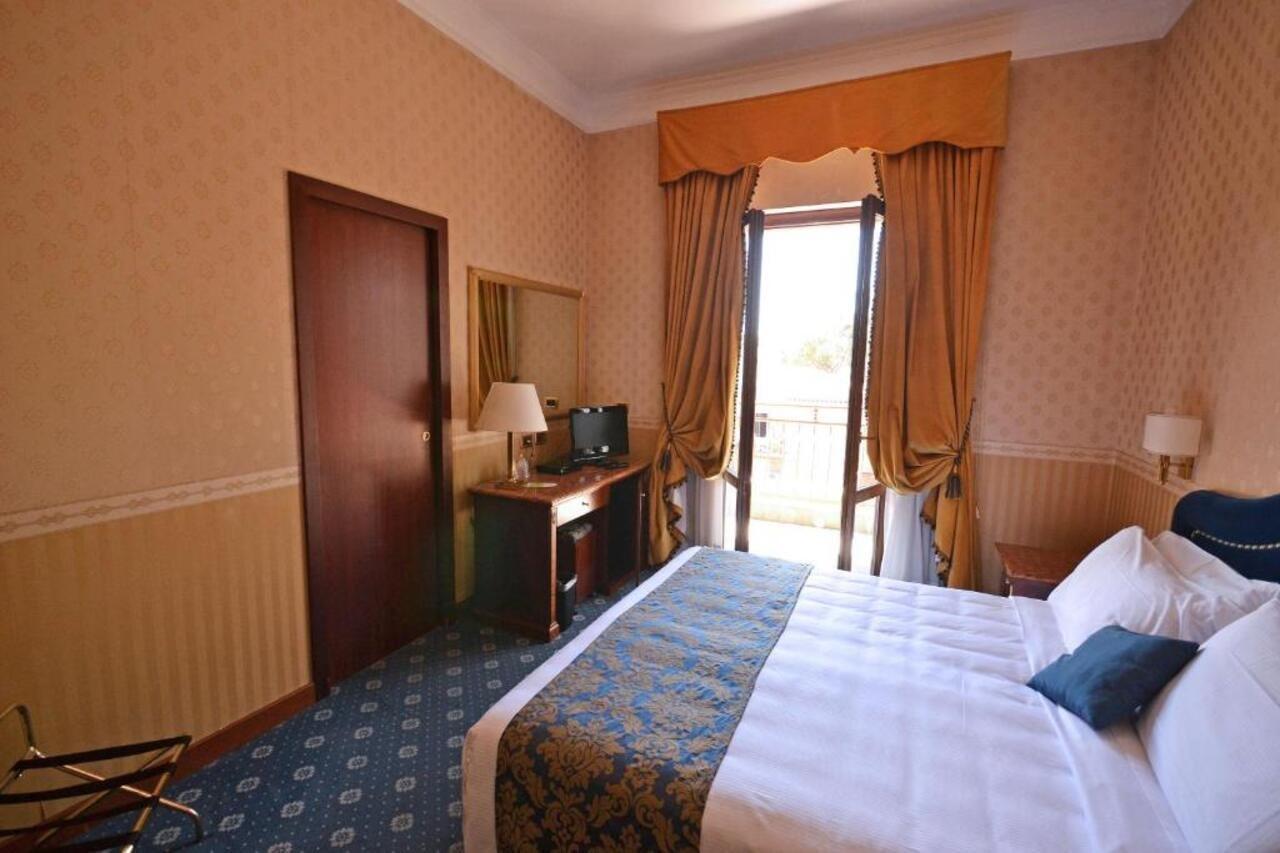 Hotel Cilicia Roma Esterno foto