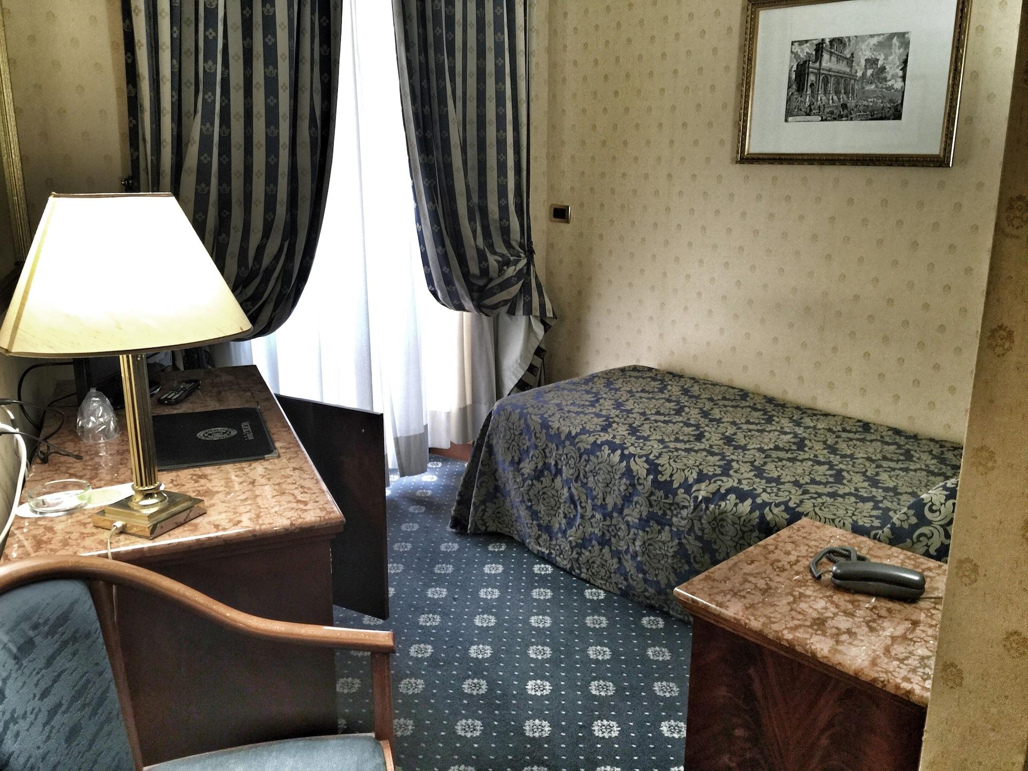 Hotel Cilicia Roma Esterno foto