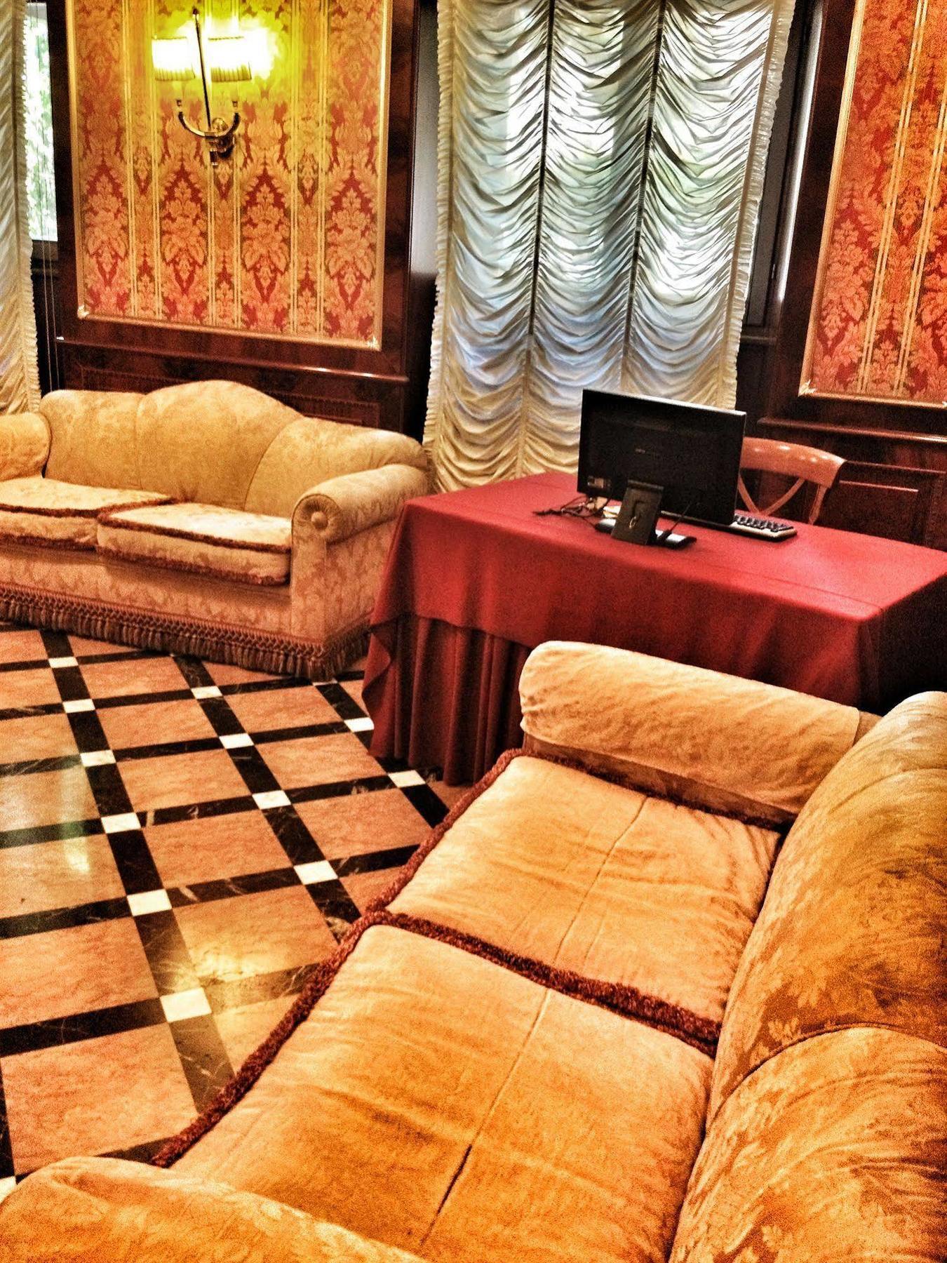 Hotel Cilicia Roma Esterno foto