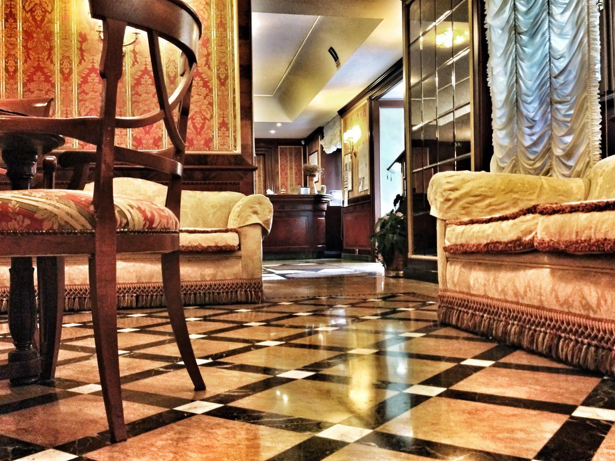 Hotel Cilicia Roma Esterno foto