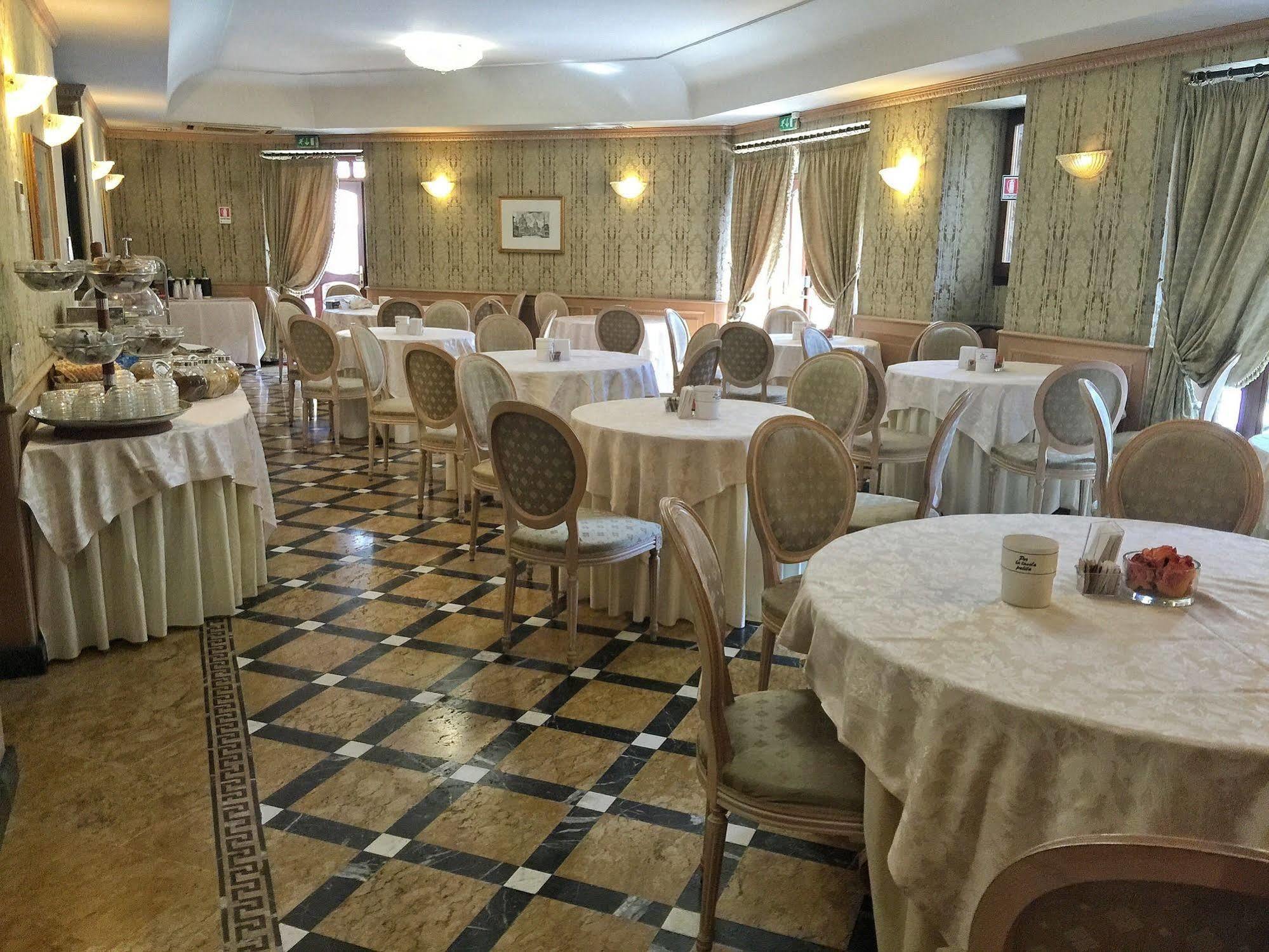Hotel Cilicia Roma Esterno foto